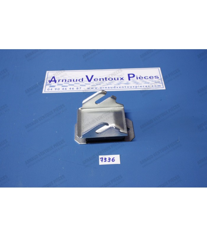 Right or left engine support - 1