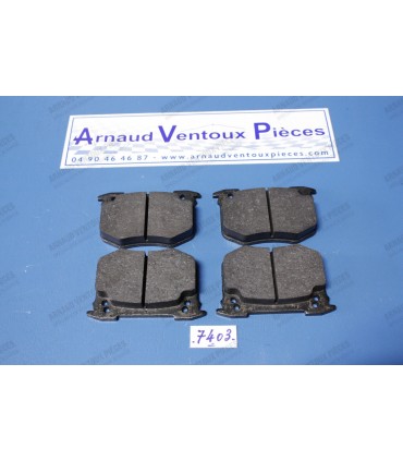 Jeu De 4 Plaquette De Frein Arrière BESTPRICE Compatible BMW Série 1 E81 E87 E88 E82, Série 3 E90 E91 E92 E93, X1 E84