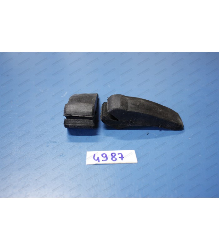 Pair of front bonnet spongy seals - banana shape - 2