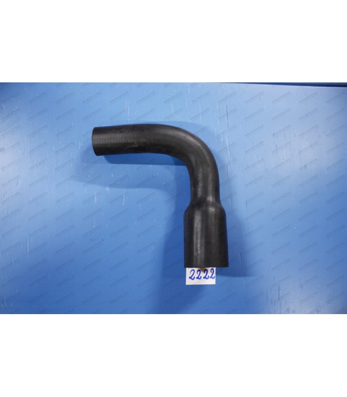 Durite supérieure de radiateur - Ø 40mm / Ø 24mm - 2