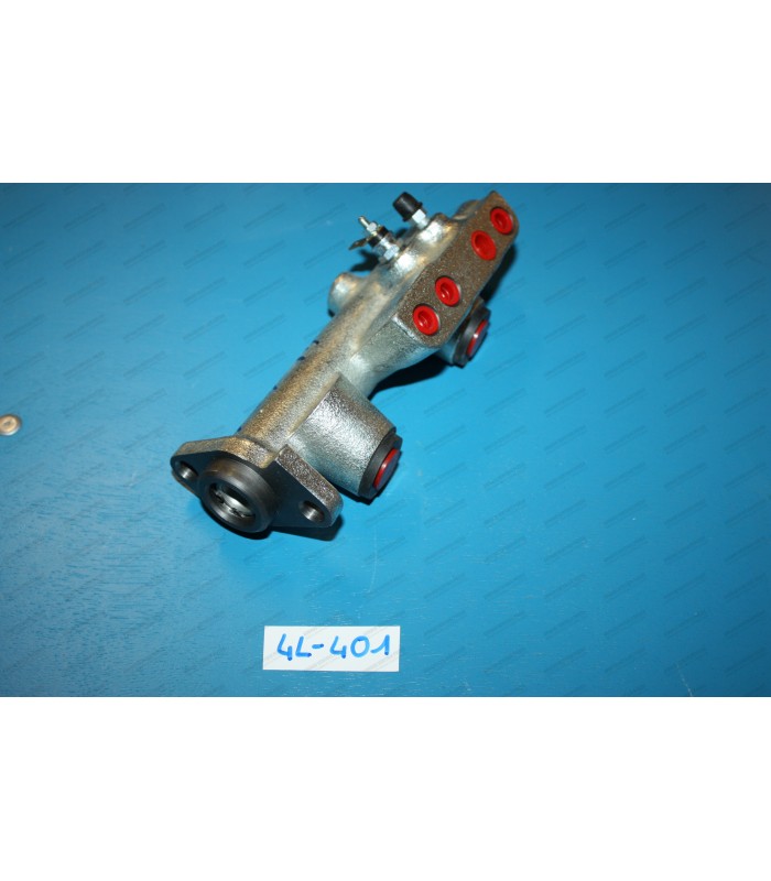 Maitre cylindre double circuit Ø 19mm ( x4 sorties: x1 en Ø12x100 + x3 en Ø10x100 ) - réf 7701349152 - 2