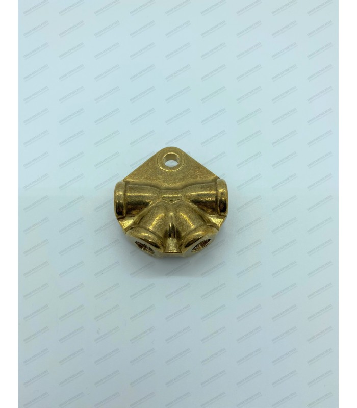 4-way connector - R8G - 1