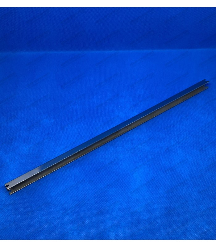 Chrome fixed rear window pillar - Dauphine - 1