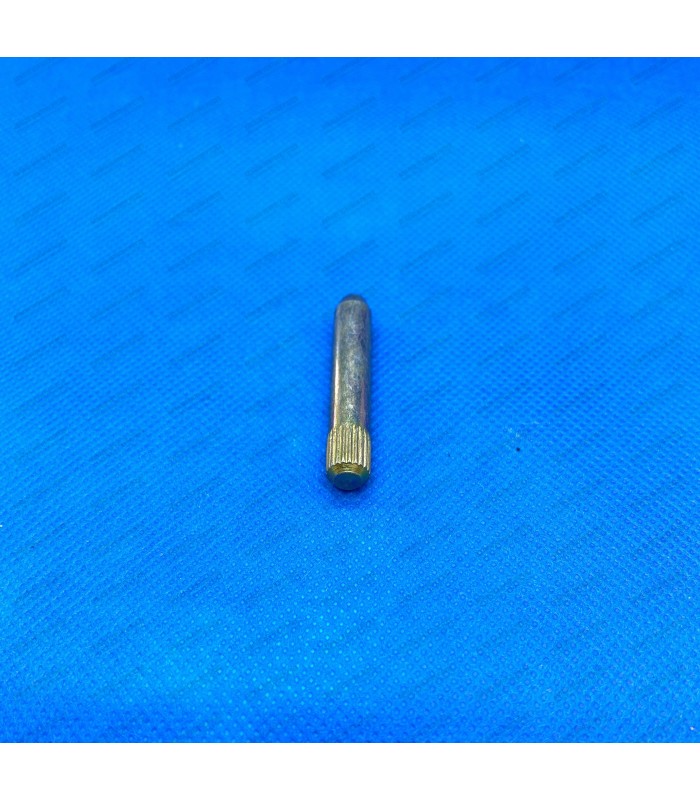 Tailgate hinge pin - 4L - 2