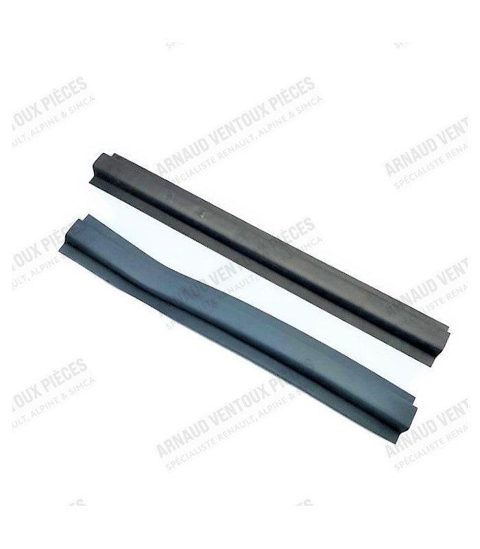 Pair of front spar under door - 3