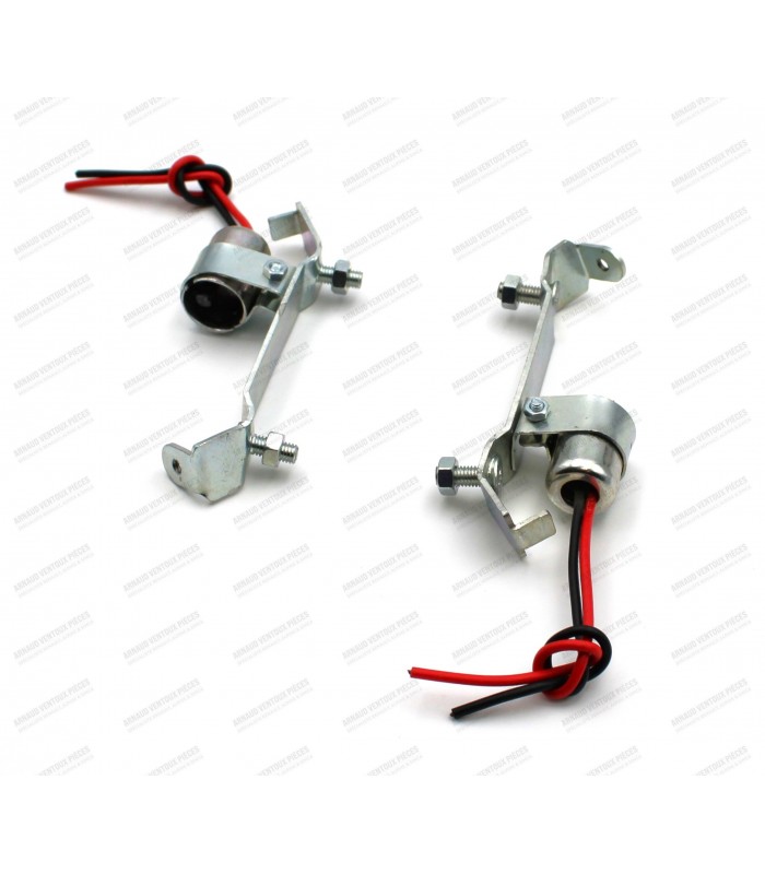 Pair of rear light bulb holders - 1st model