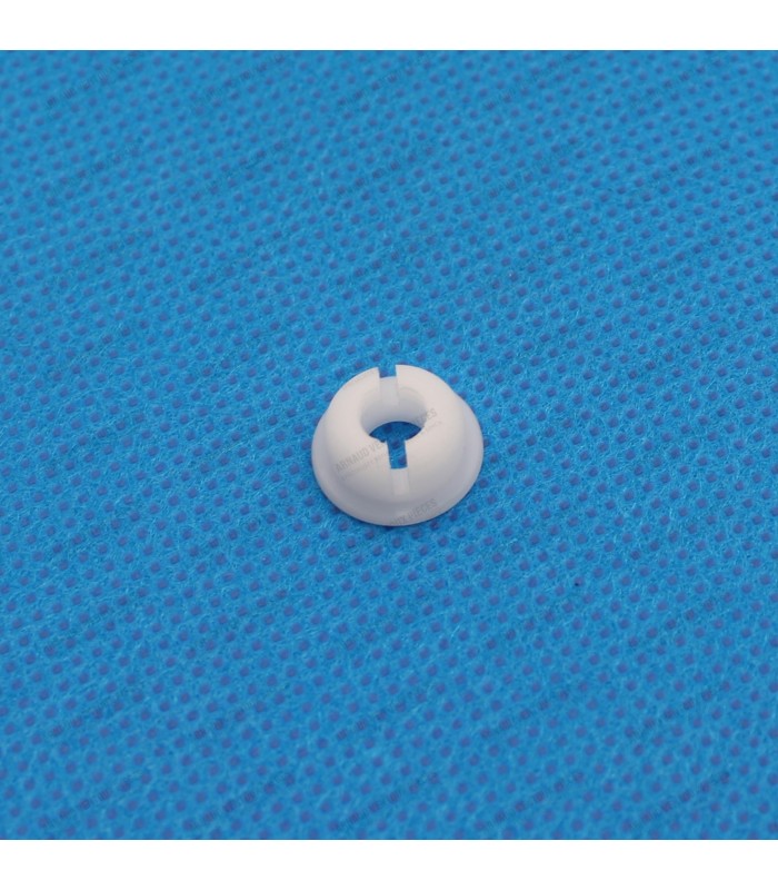 Insert en plastique de maintien de vis de réglage de phare ou longue portée