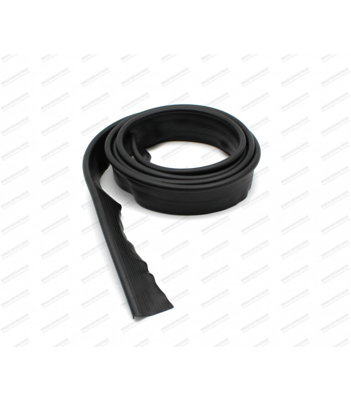 Black plastic wing strip - Ø6mm (sold by the meter)