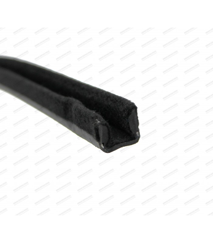 Bobine de 8.5m de coulisse de vitre en "U" largeur 14mm avec armature métallique et velours - 1