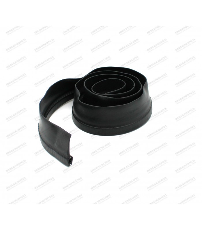 Lip seal on grille - ref 8244837